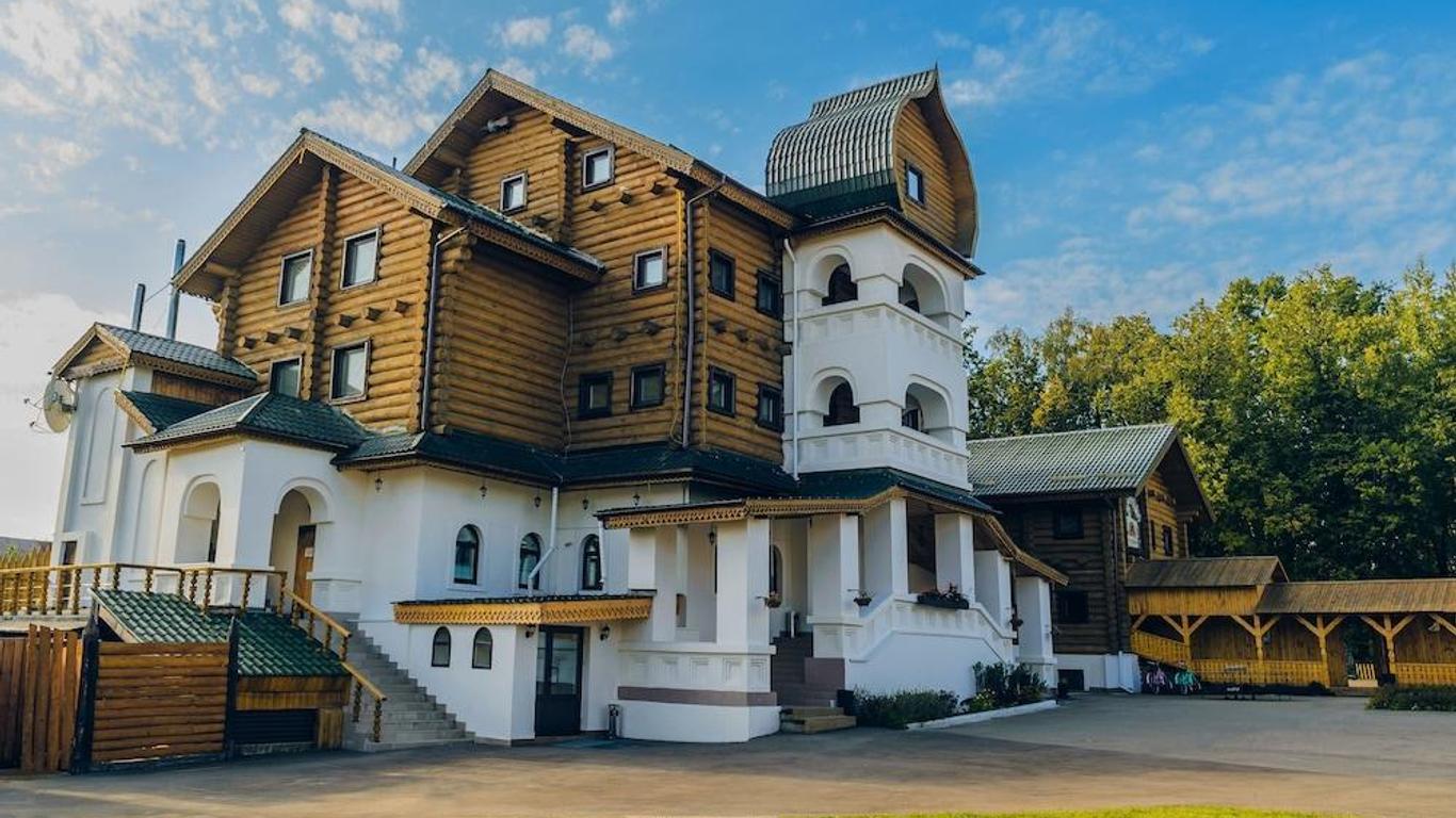 Usadba Romashkovo Hotel