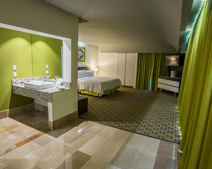 Holiday Inn Queretaro Zona Krystal en $1,101 ($̶1̶,̶9̶5̶7̶). Santiago de  Querétaro Hoteles - KAYAK