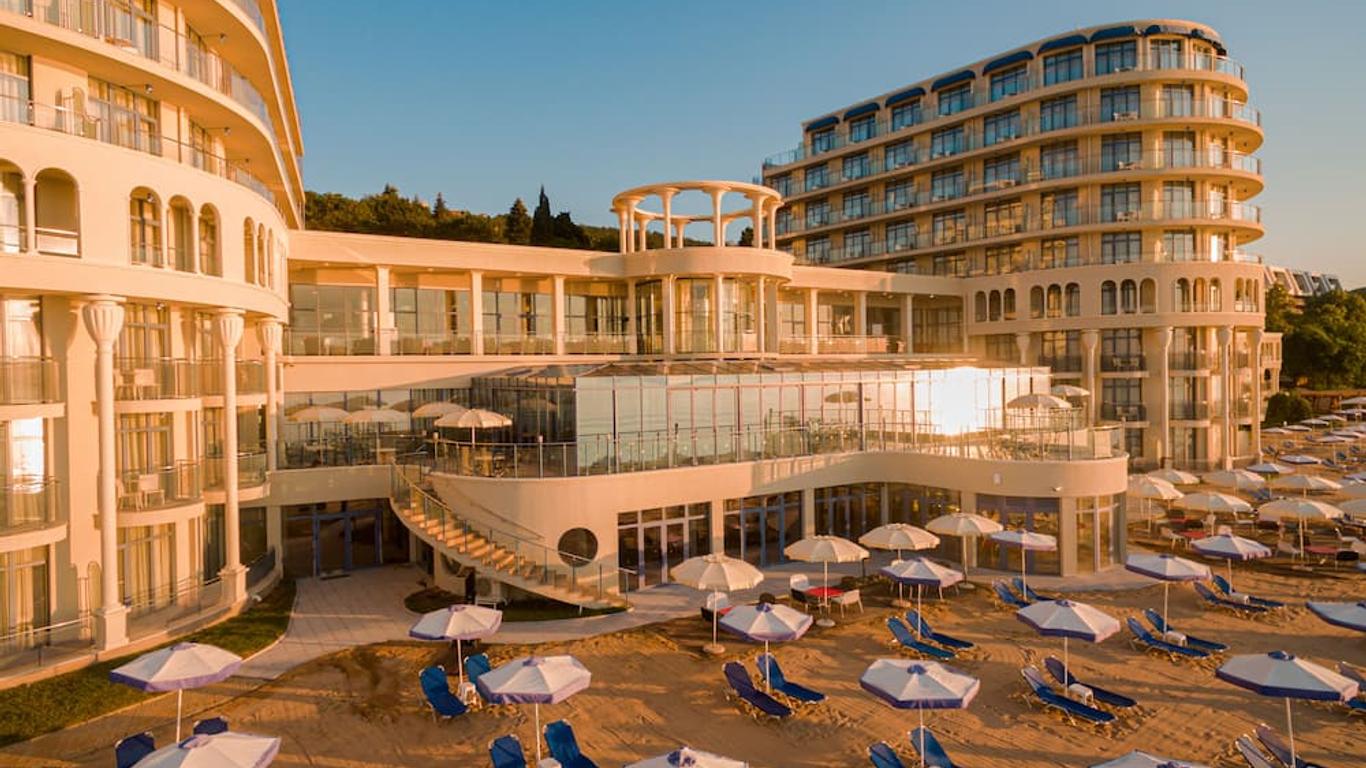 Azalia Beach Hotel Balneo & Spa