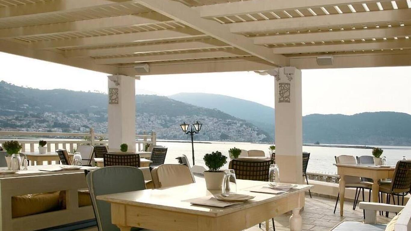 Skopelos Village Hotel