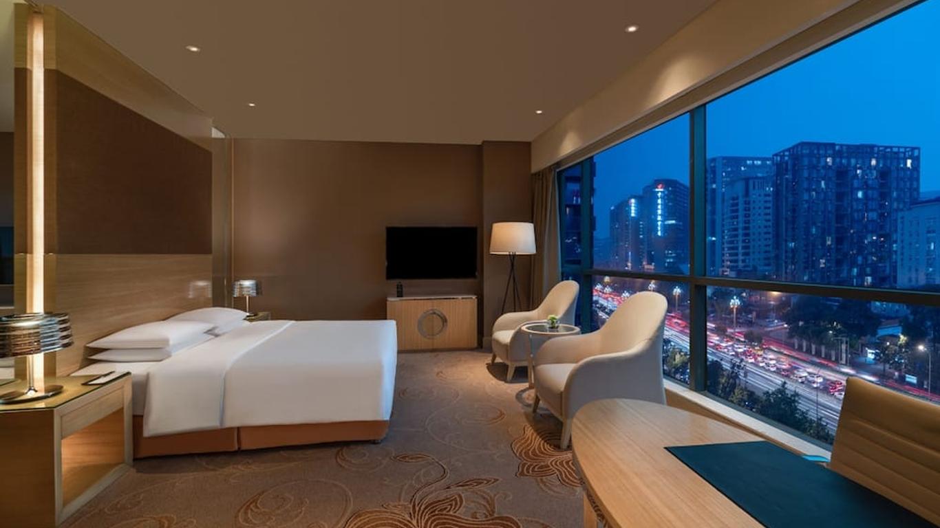 Renaissance Chengdu Hotel