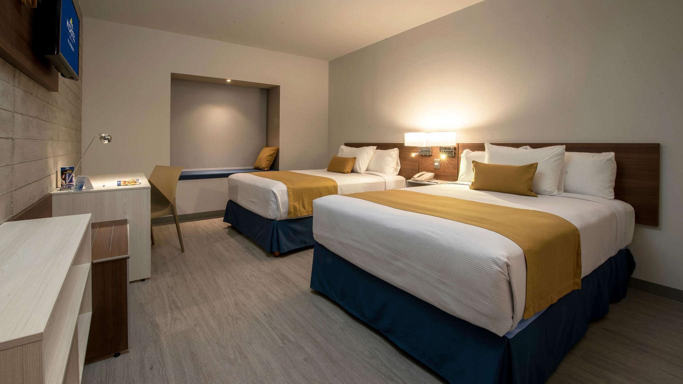 Microtel Inn & Suites by Wyndham Guadalajara Sur