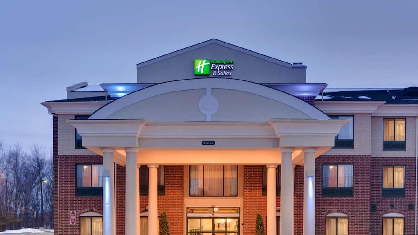 Holiday Inn Express & Suites Detroit-Novi