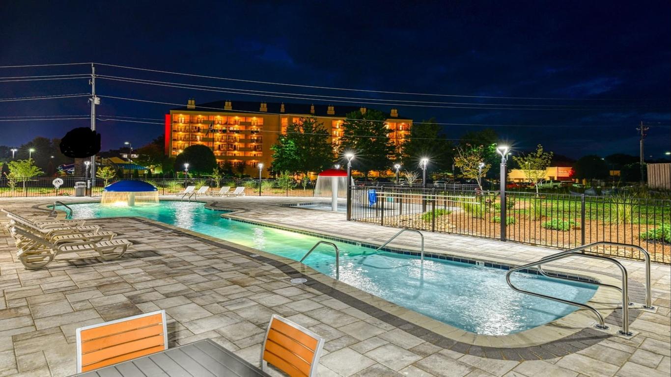 Holiday Inn Express & Suites Pigeon Forge/Near Dollywood