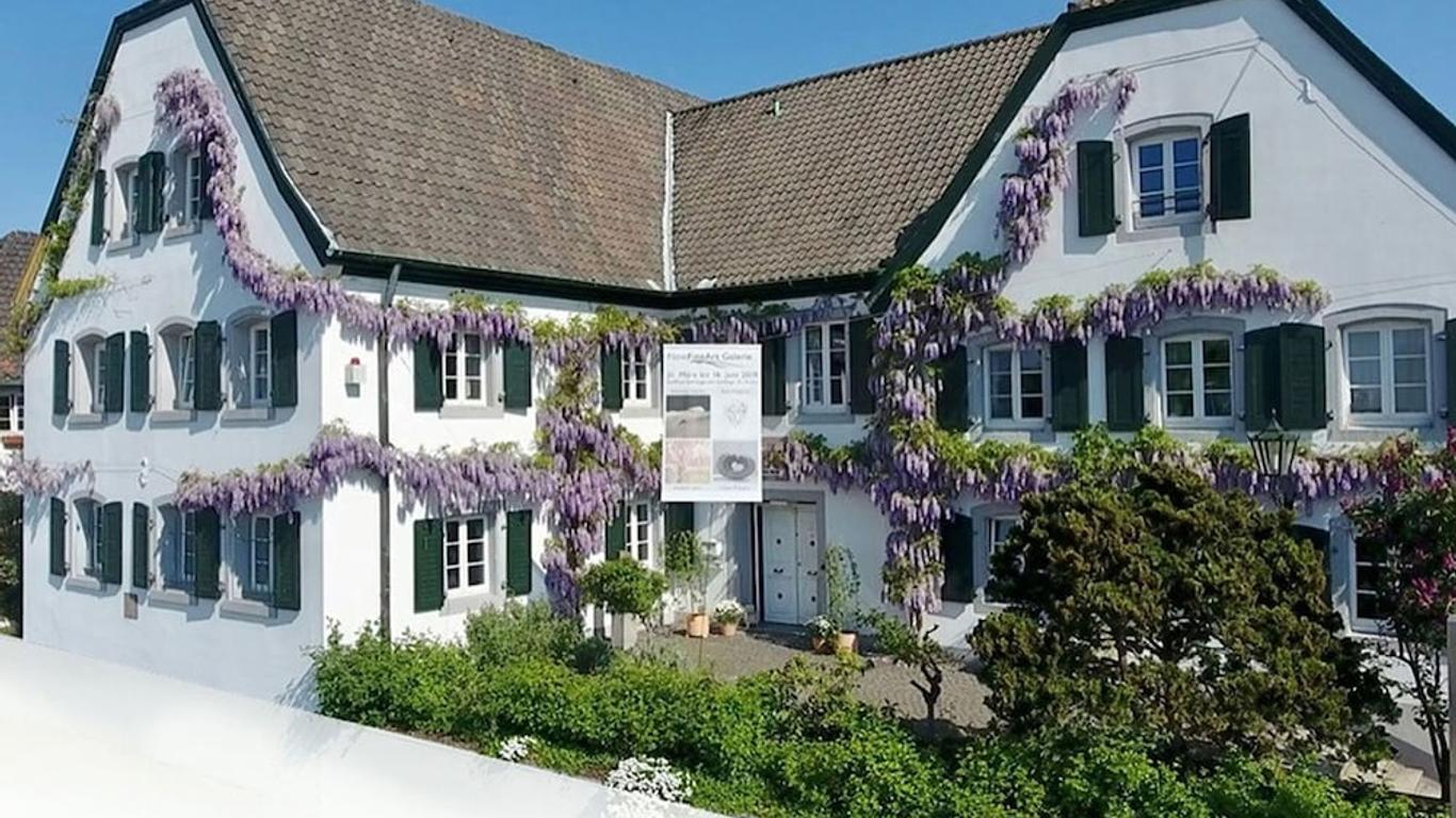 Rhein River Guesthouse - direkt am Rhein