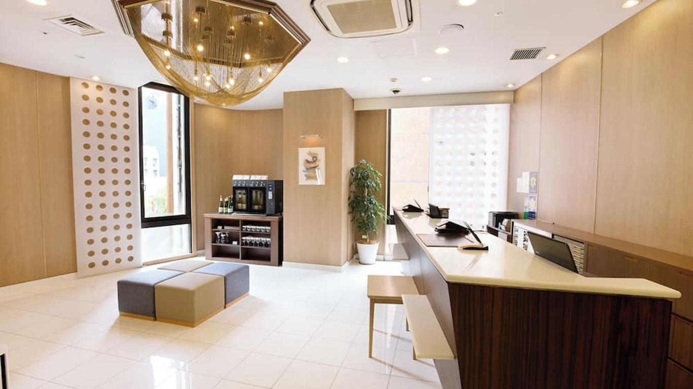 Ginza International Hotel