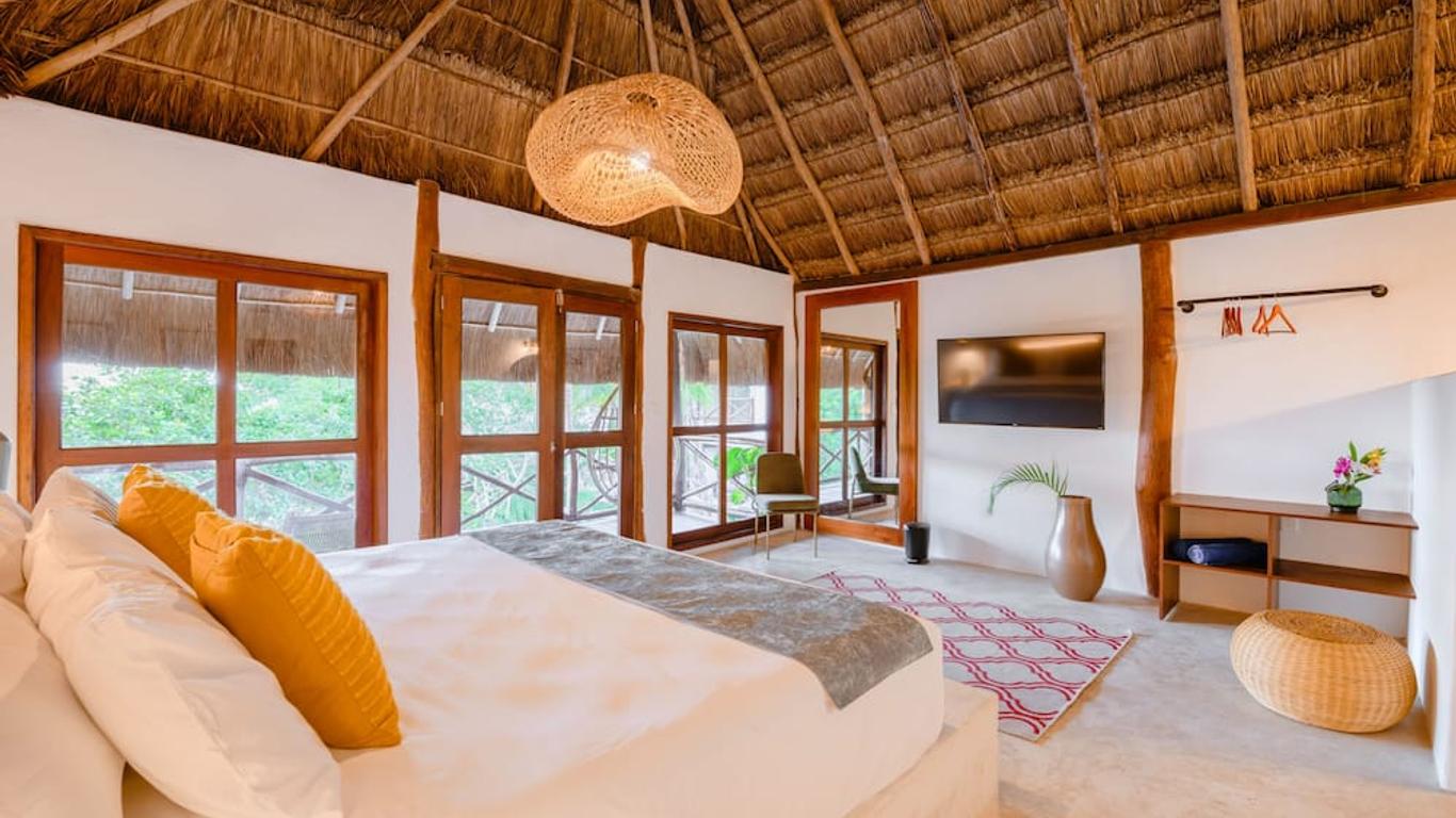 Azulea Bacalar Hotel & Spa