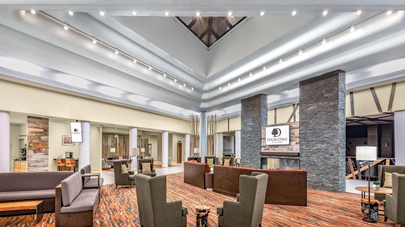 DoubleTree by Hilton Denver - Aurora