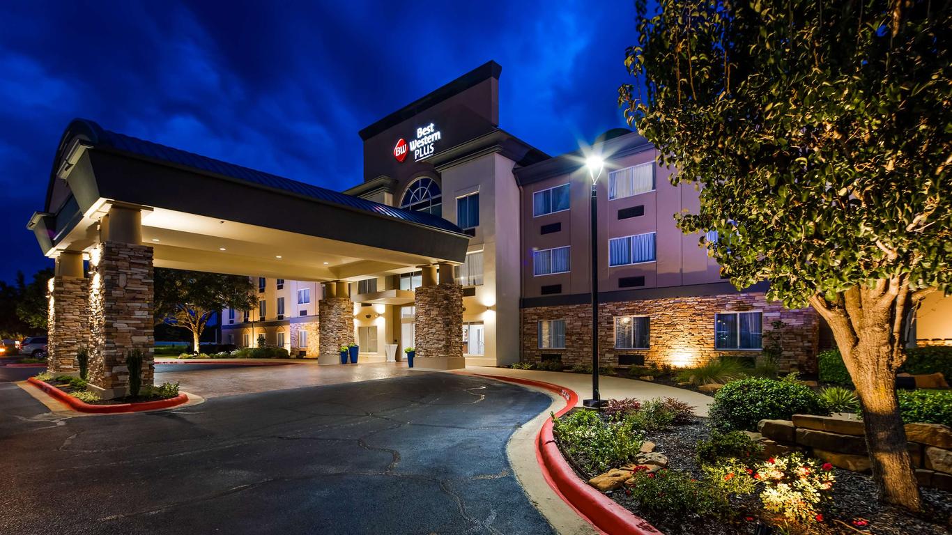 Best Western Plus Longview - University Hotel