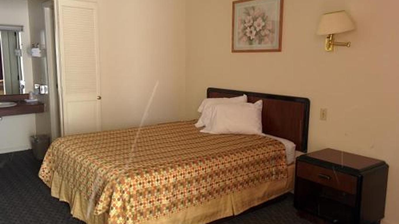 Economy Inn Toledo-Perrysburg