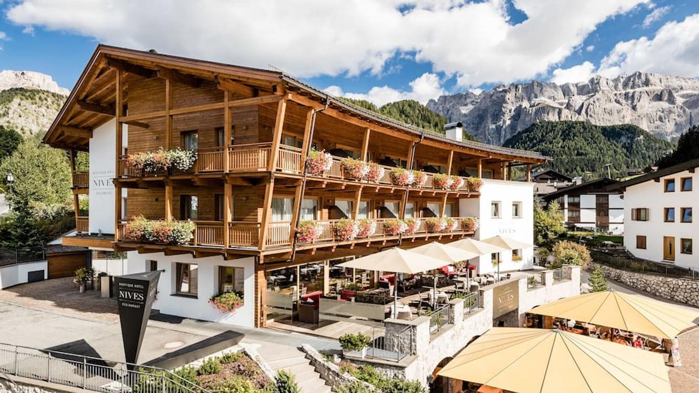 Boutique Hotel Nives - Luxury & Design in the Dolomites