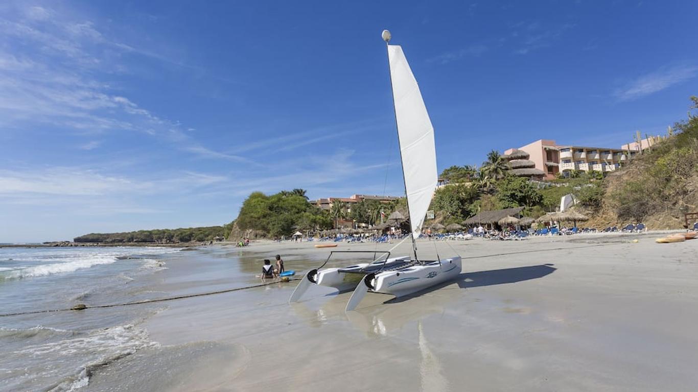 Family Selection at Grand Palladium Vallarta Resort & Spa